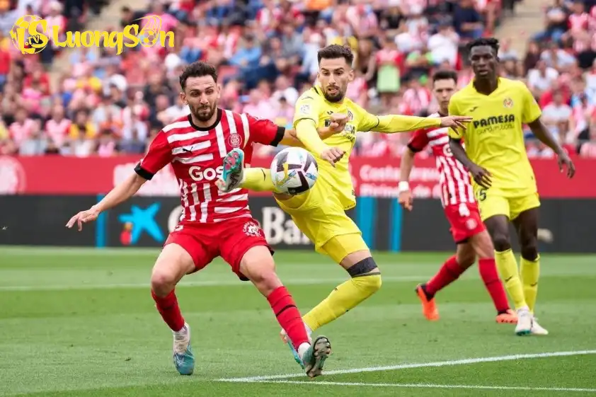 Ưu thế đang nghiêng hẳn về Villarreal Ưu thế đang nghiêng hẳn về Villarreal