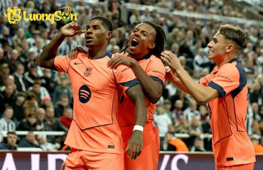 Rashford cũng thăng hoa khi rời MU