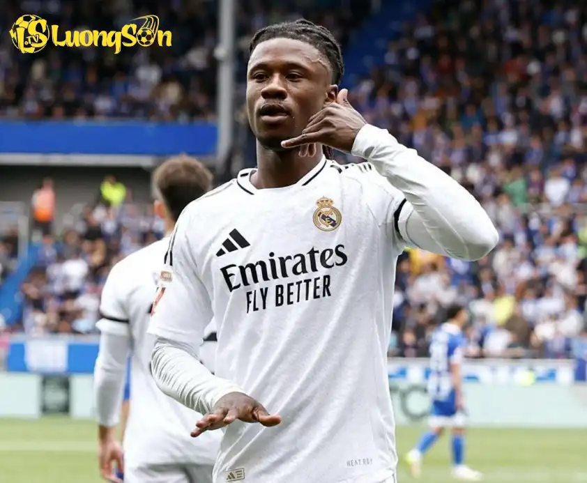 Real Madrid vẫn đánh giá cao Camavinga nhưng áp lực cạnh tranh ngày càng lớn