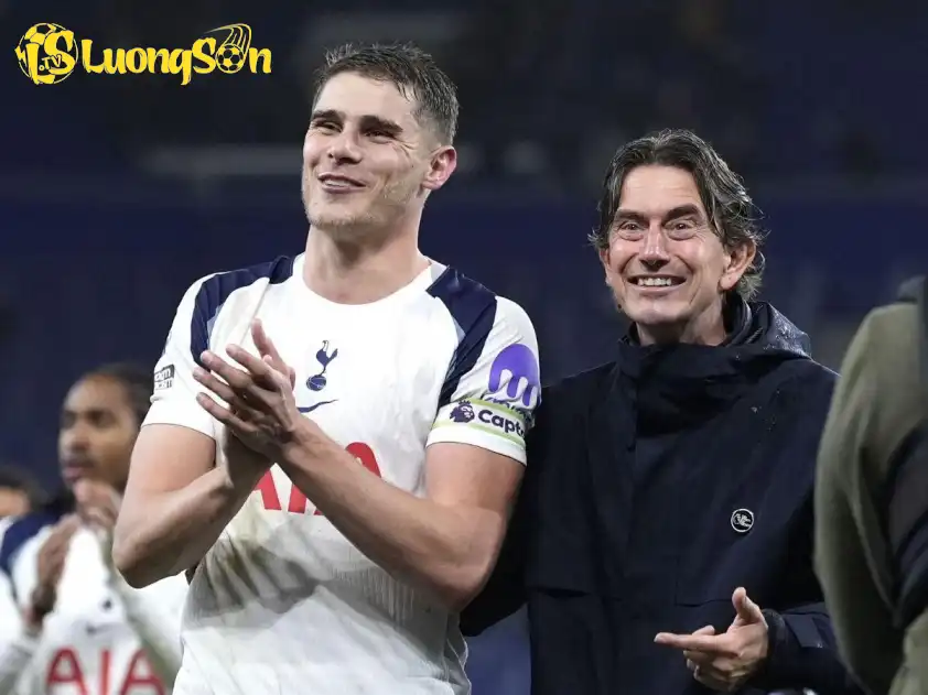 Tottenham cần giành một kết quả tốt trước Chelsea để quên đi thất bại trước Newcastle tại EFL Cup